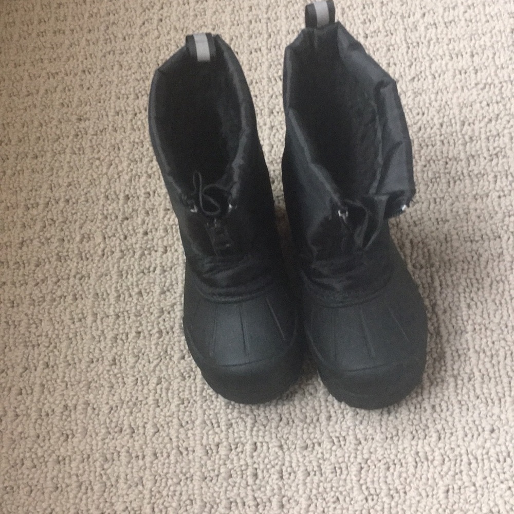 Snow shoes